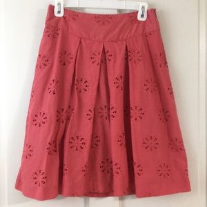 Pink pleated skirt
